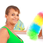 Pic of Featuring 36 Year Old Christine from Jamaica in High Quality Outside Mature and MILF Pictures and Movies