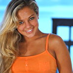 Pic of Hot Blonde Teen Girl