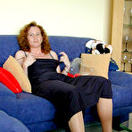 Pic of MILF Kiss - greatest milf porn collection !