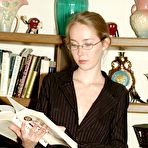 Pic of Skinny Mindy, Free Pictures Below!