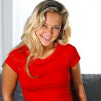 Pic of Hot Blonde Teen Girl