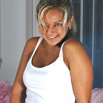 Pic of Hot Blonde Teen Girl