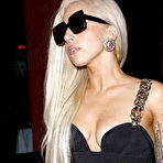 Pic of Lady Gaga great ass in thongs