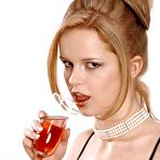 Pic of Busty Cafe features Renata Daninsky