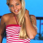 Pic of Hot Blonde Teen Girl