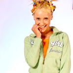 Pic of Hanna's HoneyPot Porn Picture Gallery : Lithe cutie slowly undresses and fucks a large ribbed dildo