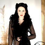 Pic of Jade Starr Golden Pinup