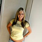 Pic of Alyssa Roxi - www.alyssaroxi.com
