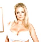 Pic of Busty Cafe busty photos and videos