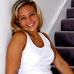 Pic of Hot Blonde Teen Girl