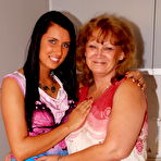 Pic of Mature Valeska loves to taste hot babe Luzia