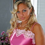 Pic of Hot Blonde Teen Girl