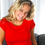 Pic of Hot Blonde Teen Girl