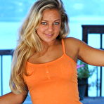 Pic of Hot Blonde Teen Girl