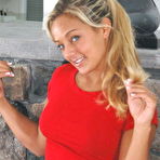 Pic of Hot Blonde Teen Girl