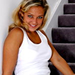 Pic of Hot Blonde Teen Girl