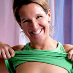 Pic of JustNips.Com Everyday AMATEURS Totally Nude EXCLUSIVE