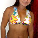 Pic of Bikini Bargirl shows ass