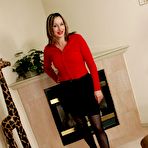 Pic of  Leggy stocking girls in full fashioned stockings