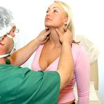 Pic of Mariana gyno pussy speculum examination at gynecology room by untidy practitioner