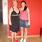 Pic of This big mama loves etaing hot young pussy