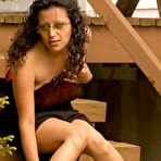 Pic of Latina Hottie Outdoors