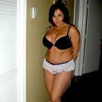 Pic of WifeBucket.com - Real submitted pics of amateur housewives from nextdoor!
