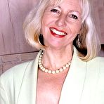 Pic of Chubby Loving - Blonde Fat Mature In Stockings Teasing