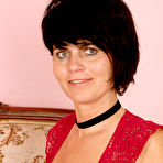 Pic of Mature Pictures Featuring 46 Year Old Eve From AllOver30