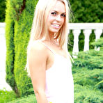 Pic of ::SabrinaBlond::