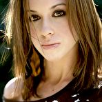 Pic of Lacey Chabert
