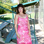 Pic of AllOver30.com - Introducing 41 year old Andie