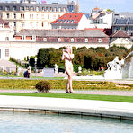 Pic of Nude-in-Public