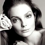 Pic of Eniko Mihalik black-&-white sexy and naked scans