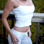 Pic of Non Nude Cutie