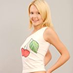 Pic of Make Teen Gape - Slim Blonde Teen Anal Drilled