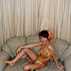 Pic of Shemale cutie exposes her shecock