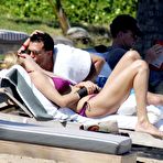 Pic of ::: Paparazzi filth ::: Uma Thurman gallery @ Celebs-Sex-Sscenes.com nude and naked celebrities