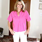 Pic of AllOver30.com - Introducing 43 year old Veronica B