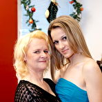 Pic of These old and young lesbians love eating pussy