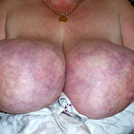 Pic of Hot big milf boobs