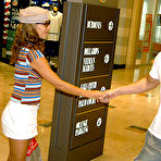 Pic of 8th Street Latinas