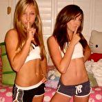 Pic of Non-Nude Girls 