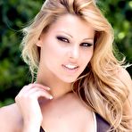 Pic of Cindy Hope | Playing In The Pool On A Hot Summer Day