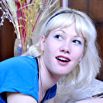 Pic of LickSonic :: Natali&Gertie enjoy licking pussies 