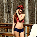 Pic of ALS is All Ladies Shaved - ALS Scan Thumbnail Gallery