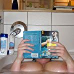 Pic of REAL MATURE AMATEURS - by homemadejunk.com