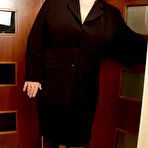 Pic of BoysLoveMatures :: Emma&John boy and irresistible mom