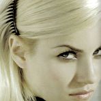 Pic of Elisha Cuthbert