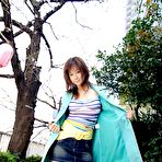 Pic of Maki - Maki is a model who poses in pigtails 